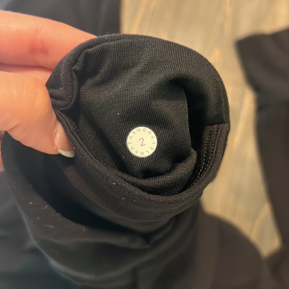 Align cropped joggers size 2 - Picture 4 of 5